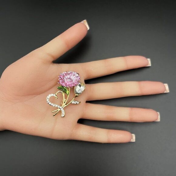 Yellow Gold with White Diamond Crystal Enamel Daisy and Heart Pin Back Brooch - Picture 7 of 7